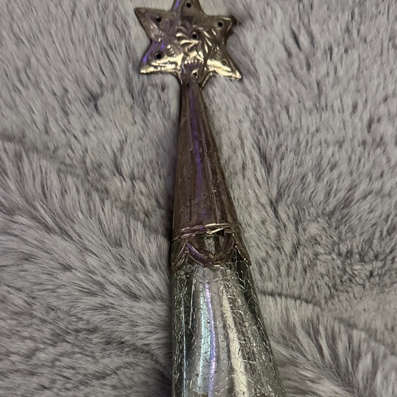 Silver Star Tree - Picture 6 of 8